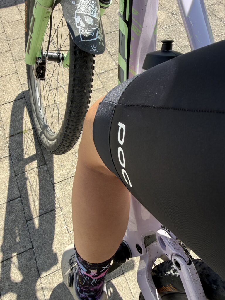 Bibs för dam – så väljer du rätt cykelbyxor för maximal komfort